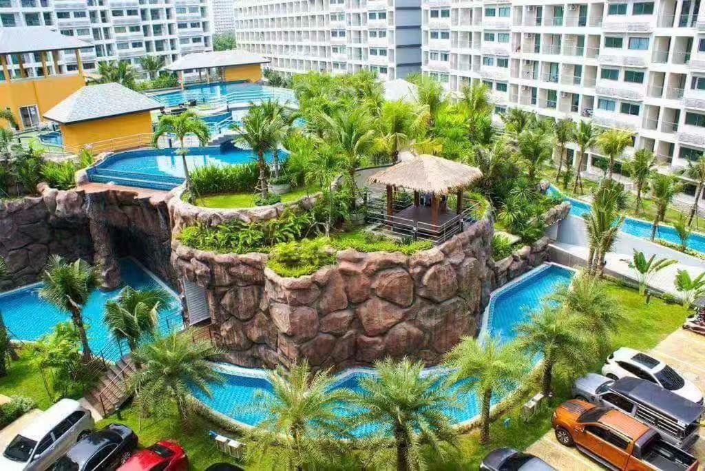 馬爾代夫渡假式公寓酒店 Pattaya Eksteriør billede